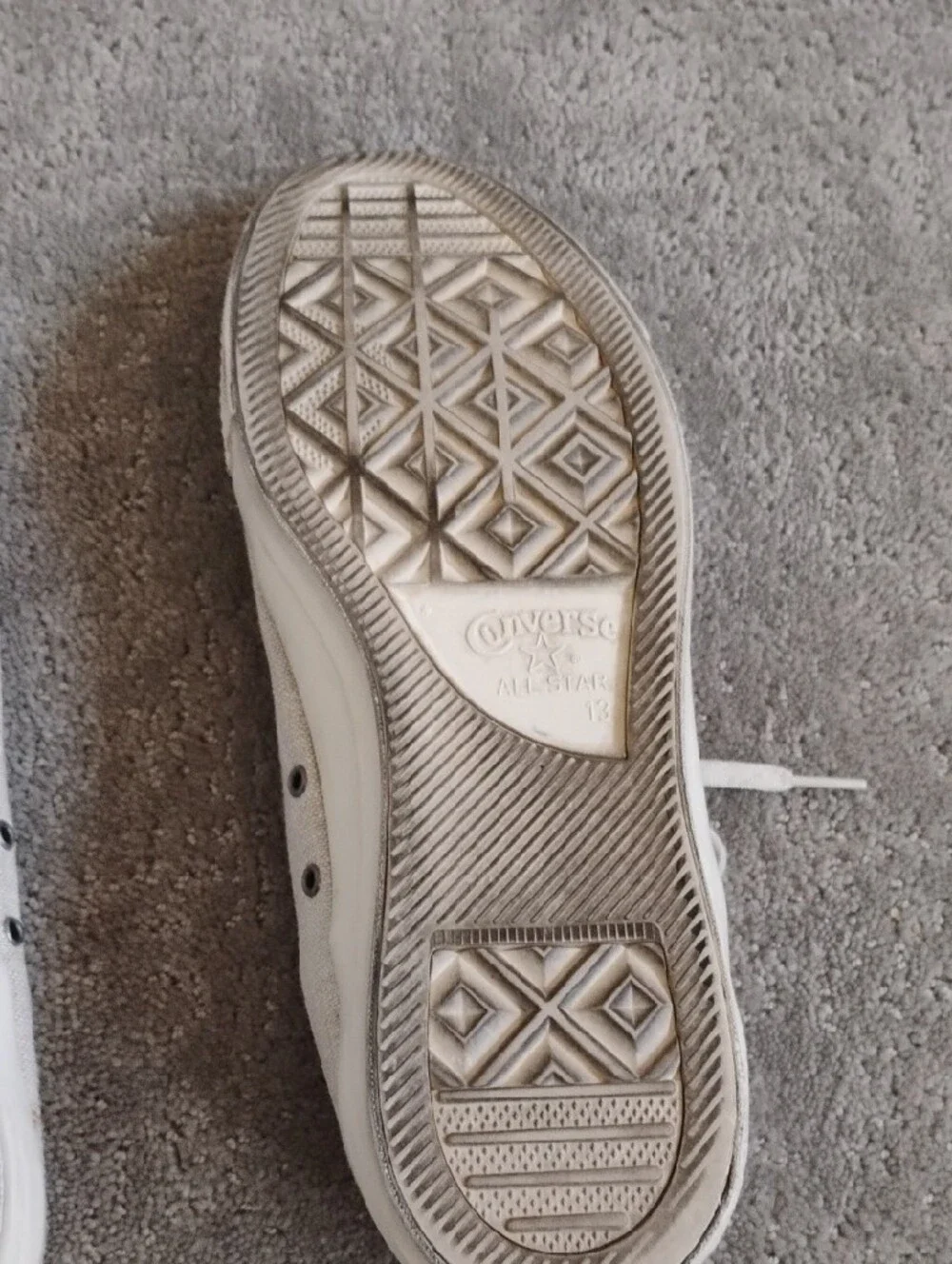 Converse All Stars. Men's 13. Light Beige. Excellent Condition. - Picture 6 of 8